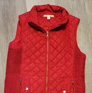 Women's red vest size medium